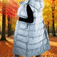 ❄️ Manteau long en duvet pour femme – Capuche amovible, fermeture éclair et boutons – Une élégance chaleureuse pour chaque saison !