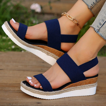 💕Damsandaler med vävda elastiska remmar och tjock botten🔥 Snygga nog att klä upp sig i. Bekväma nog att bära hela dagen 👡
